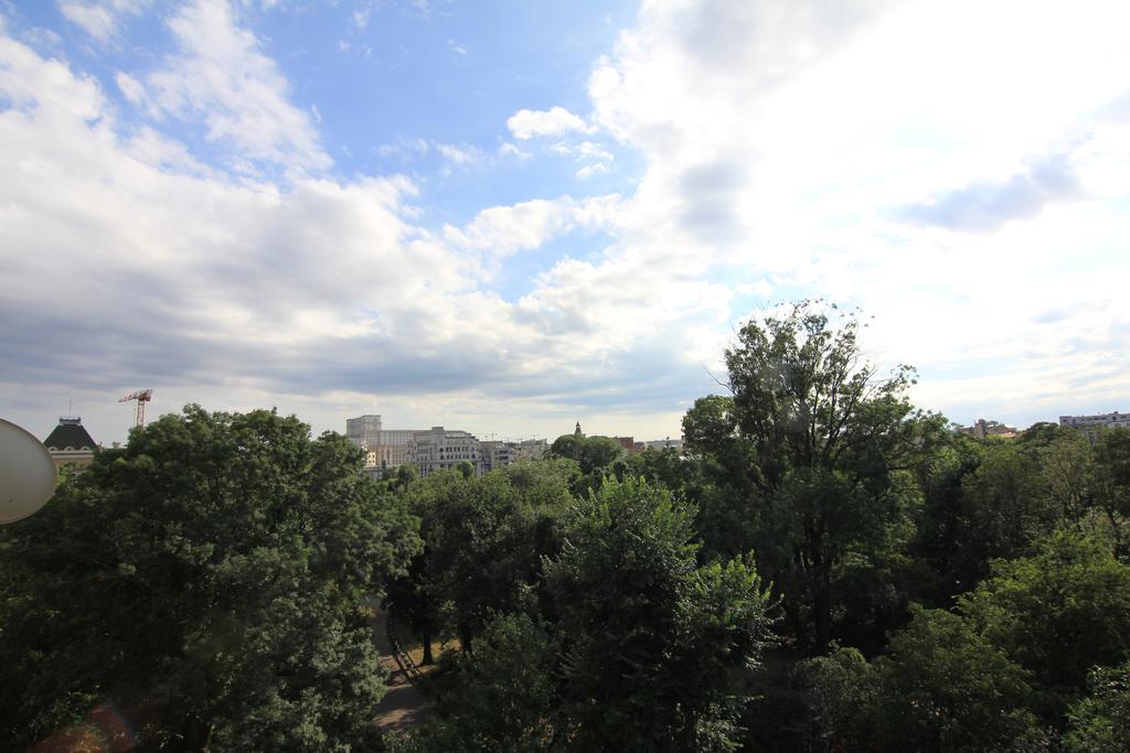 Central Park ブカレスト エクステリア 写真